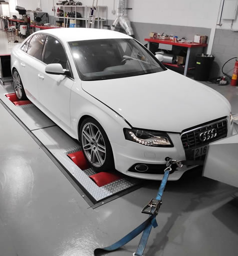 Servicios para talleres de coches en Leo Performance